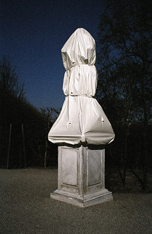 Julie Hayward, o.T. Belvedere